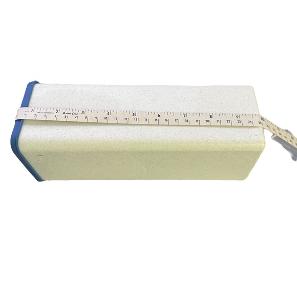 Vintage Tupperware Velveeta Cheese Keeper – White with Blue Lid (1960s) - Picture 6 of 7